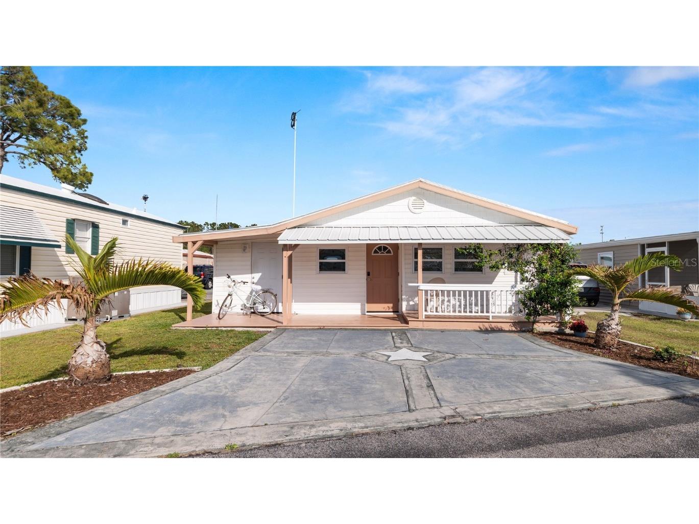 7046 Fairview Village Circle Winter Haven FL 33881 - LAKE HENRY L4951816 image1