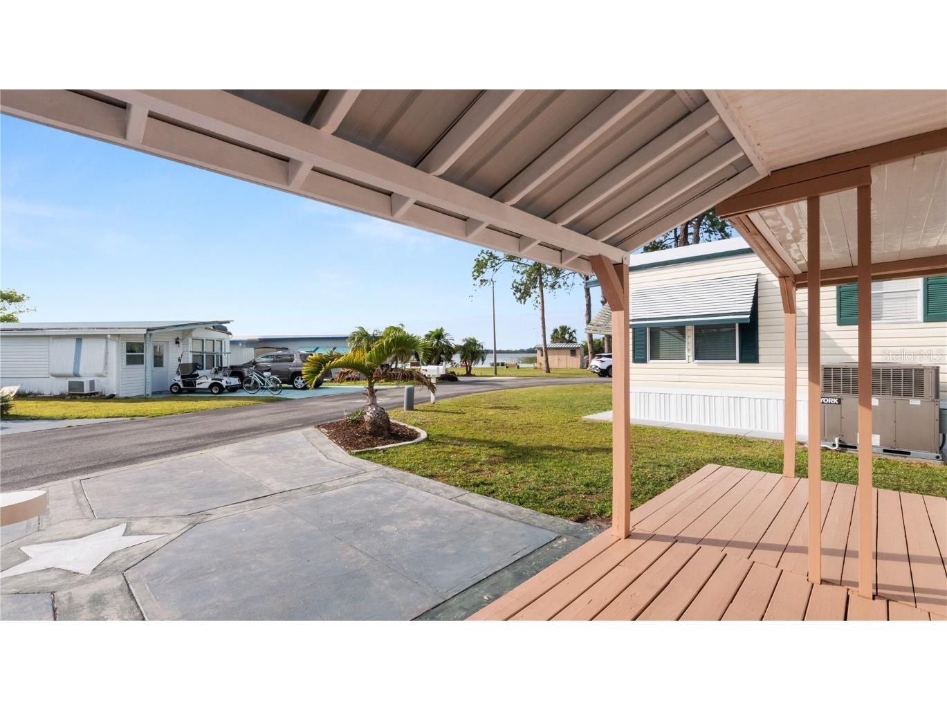 7046 Fairview Village Circle Winter Haven FL 33881 - LAKE HENRY L4951816 image6