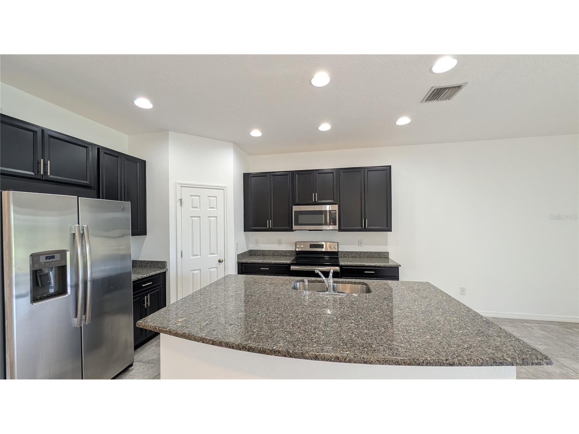 7046 Grand Elm Drive Riverview FL 33578 O6412924 image2