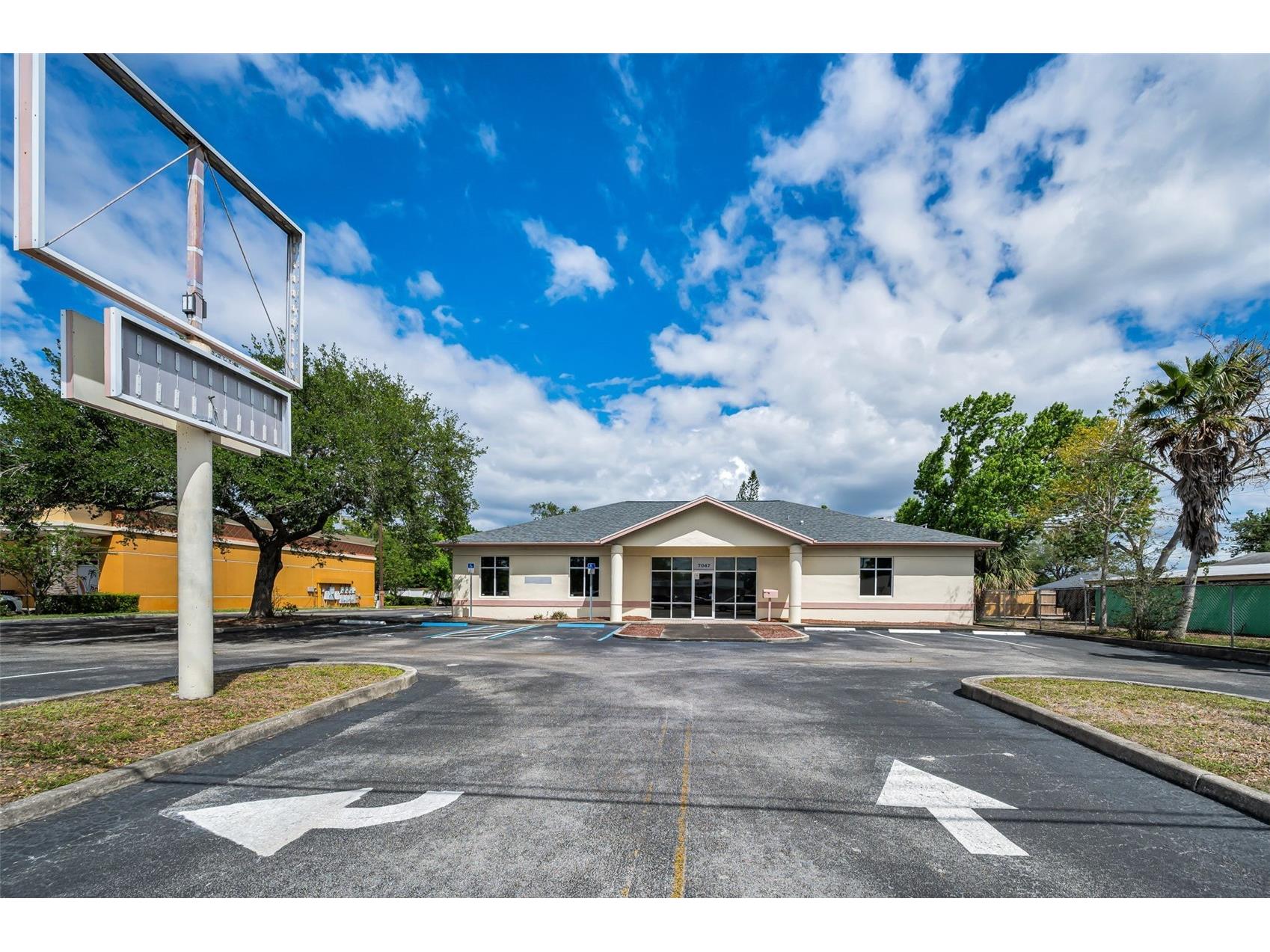 7047 66th Street N Pinellas Park FL 33781 TB8519119 image1
