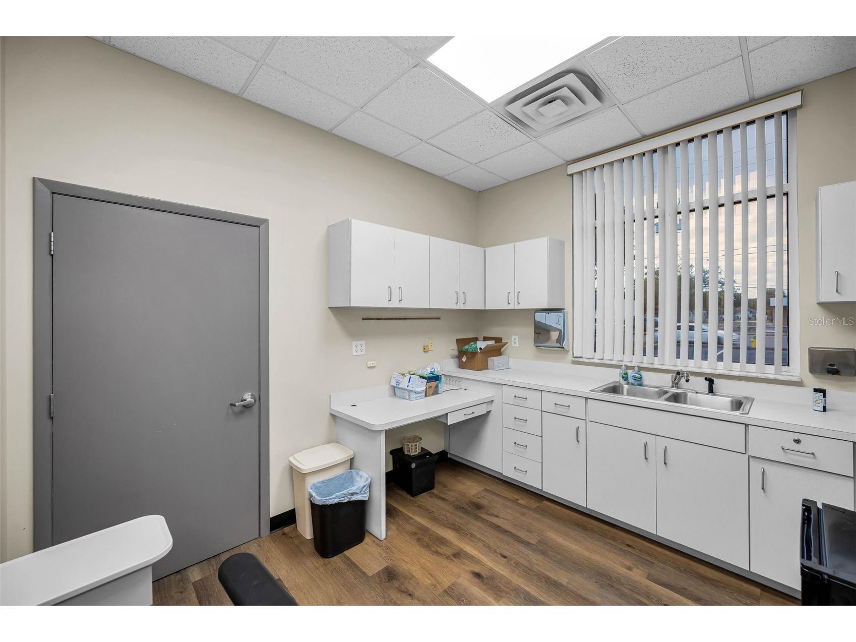 7047 66th Street N Pinellas Park FL 33781 TB8519119 image24