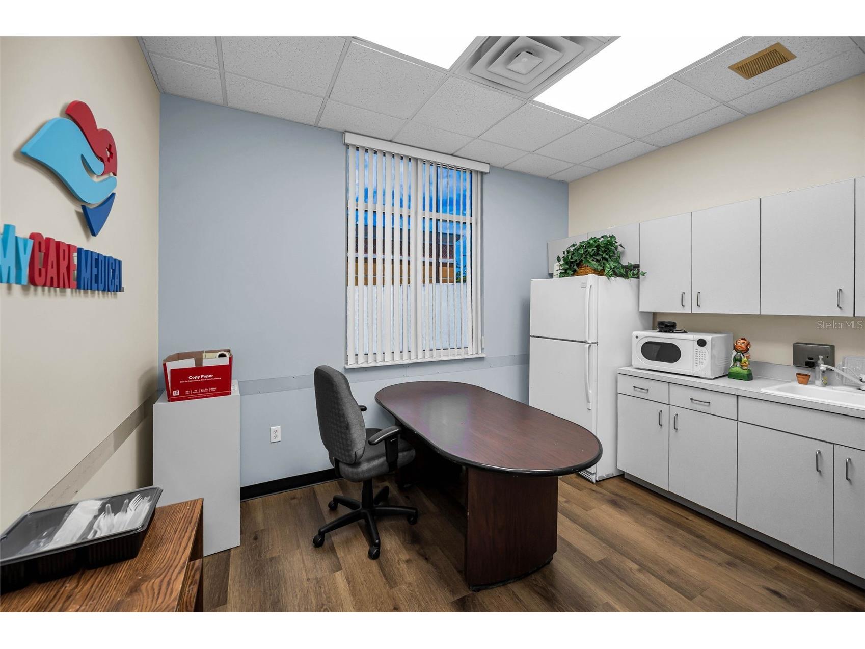 7047 66th Street N Pinellas Park FL 33781 TB8519119 image26
