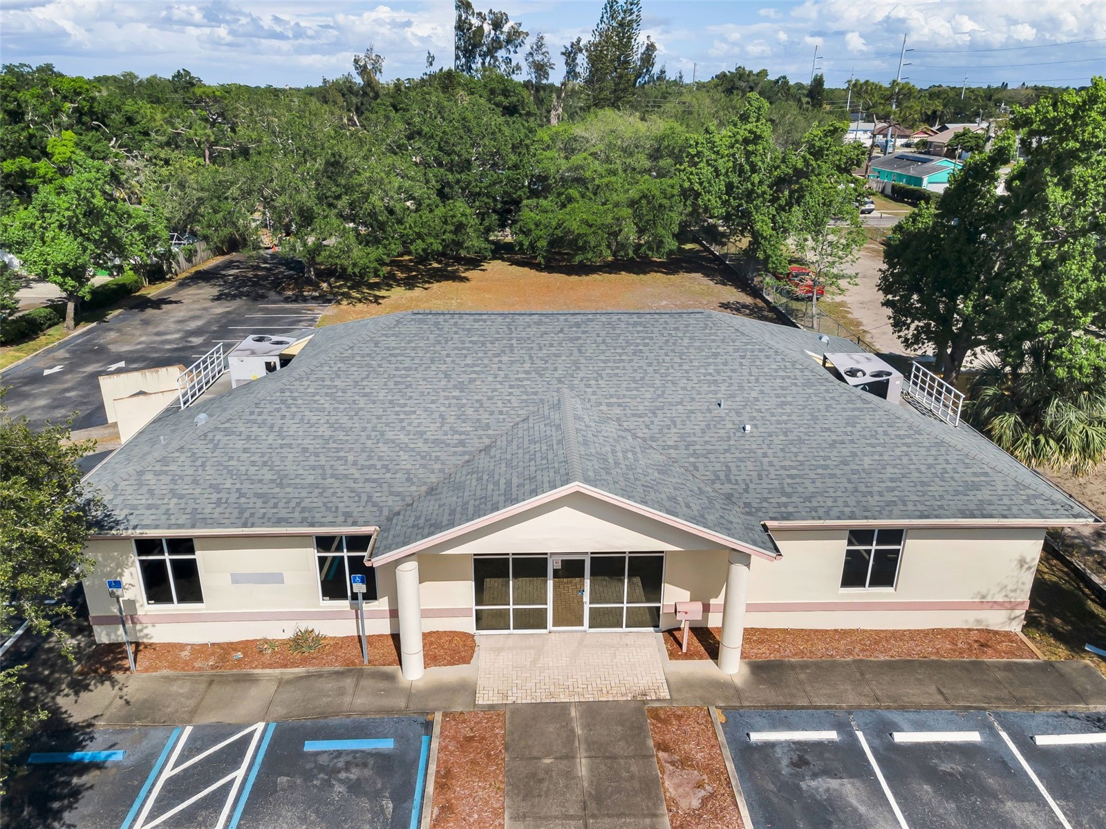 7047 66th Street N Pinellas Park FL 33781 TB8519119 image40