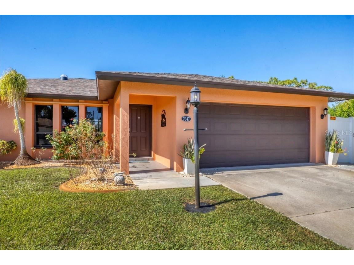 7047 Adderly Street Englewood FL 34224 D6144774 image4