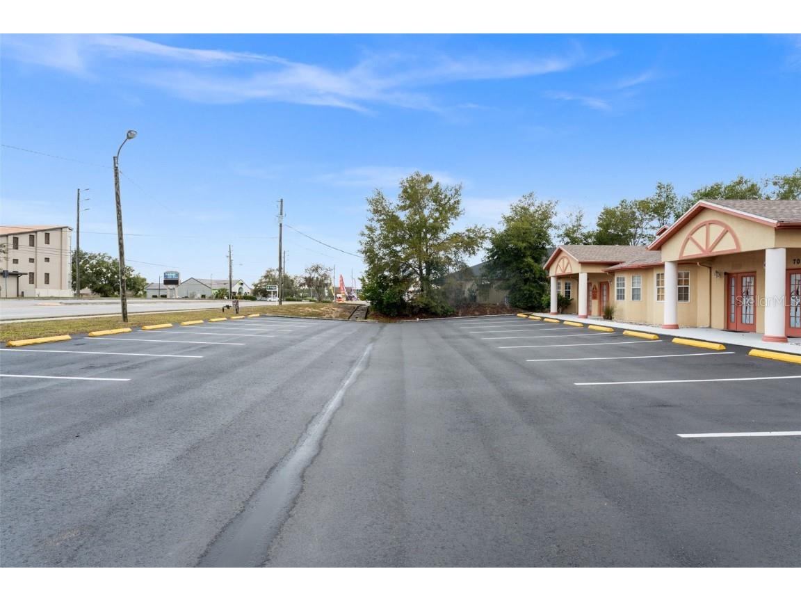 7048 Mariner Boulevard Spring Hill FL 34609 TB8455348 image14