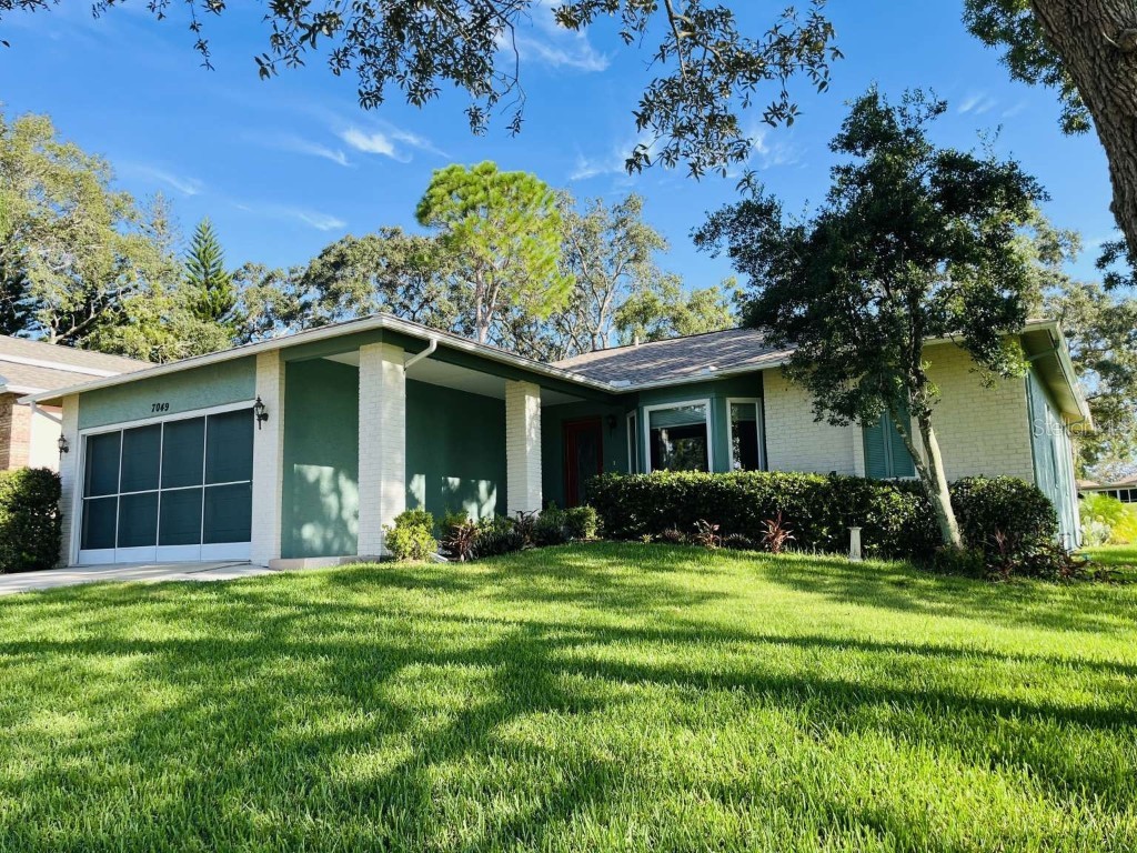 7049 Rolling Green Drive Spring Hill FL 34606 TB8424329 image1