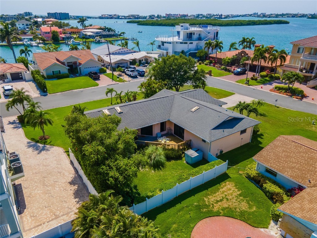 705 126th Avenue Treasure Island FL 33706 U8195819 image1