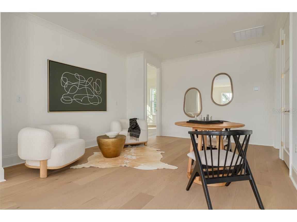 705 17th Avenue NE Saint Petersburg FL 33704 TB8421082 image33