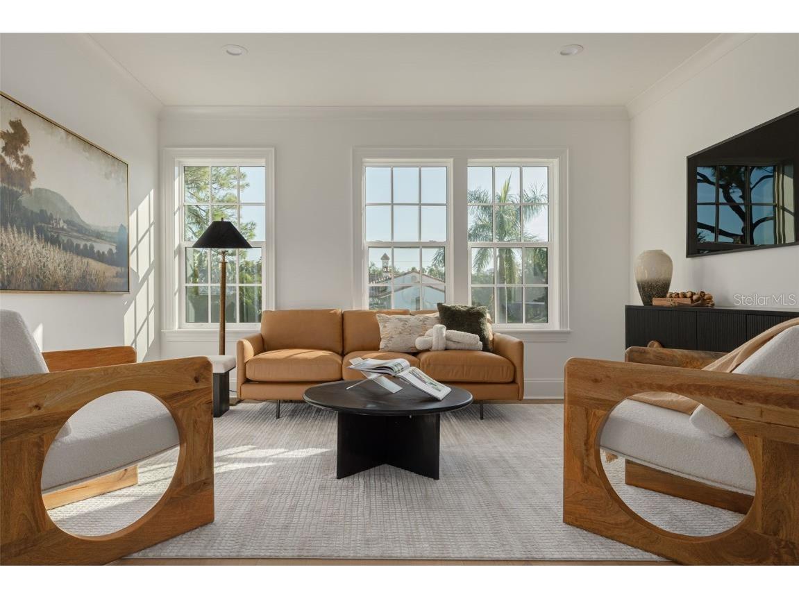 705 17th Avenue NE Saint Petersburg FL 33704 TB8421082 image35