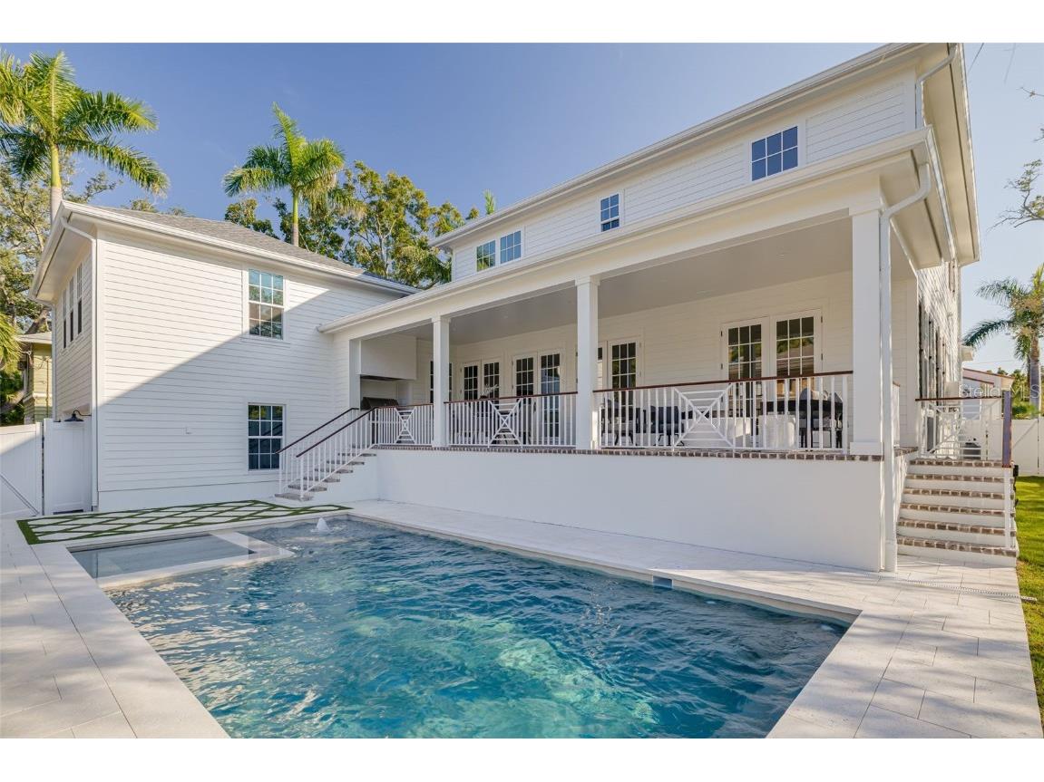 705 17th Avenue NE Saint Petersburg FL 33704 TB8421082 image61