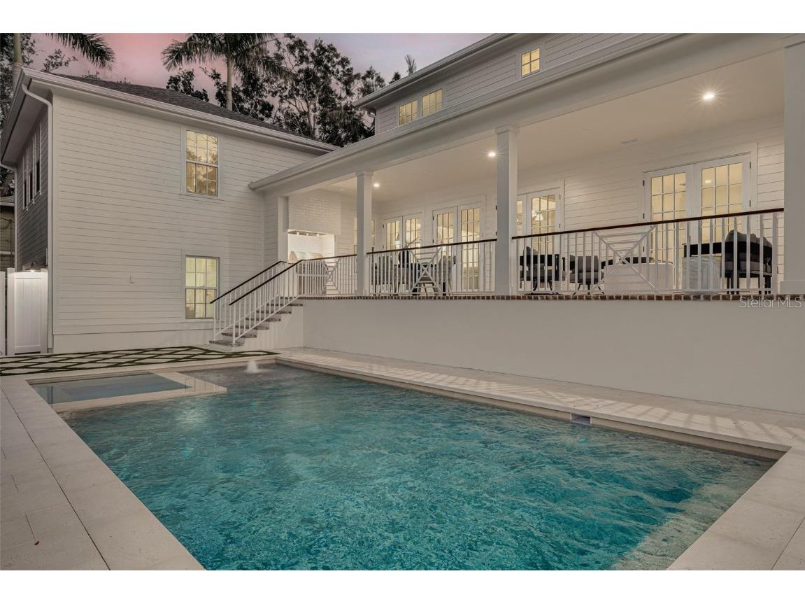 705 17th Avenue NE Saint Petersburg FL 33704 TB8421082 image62