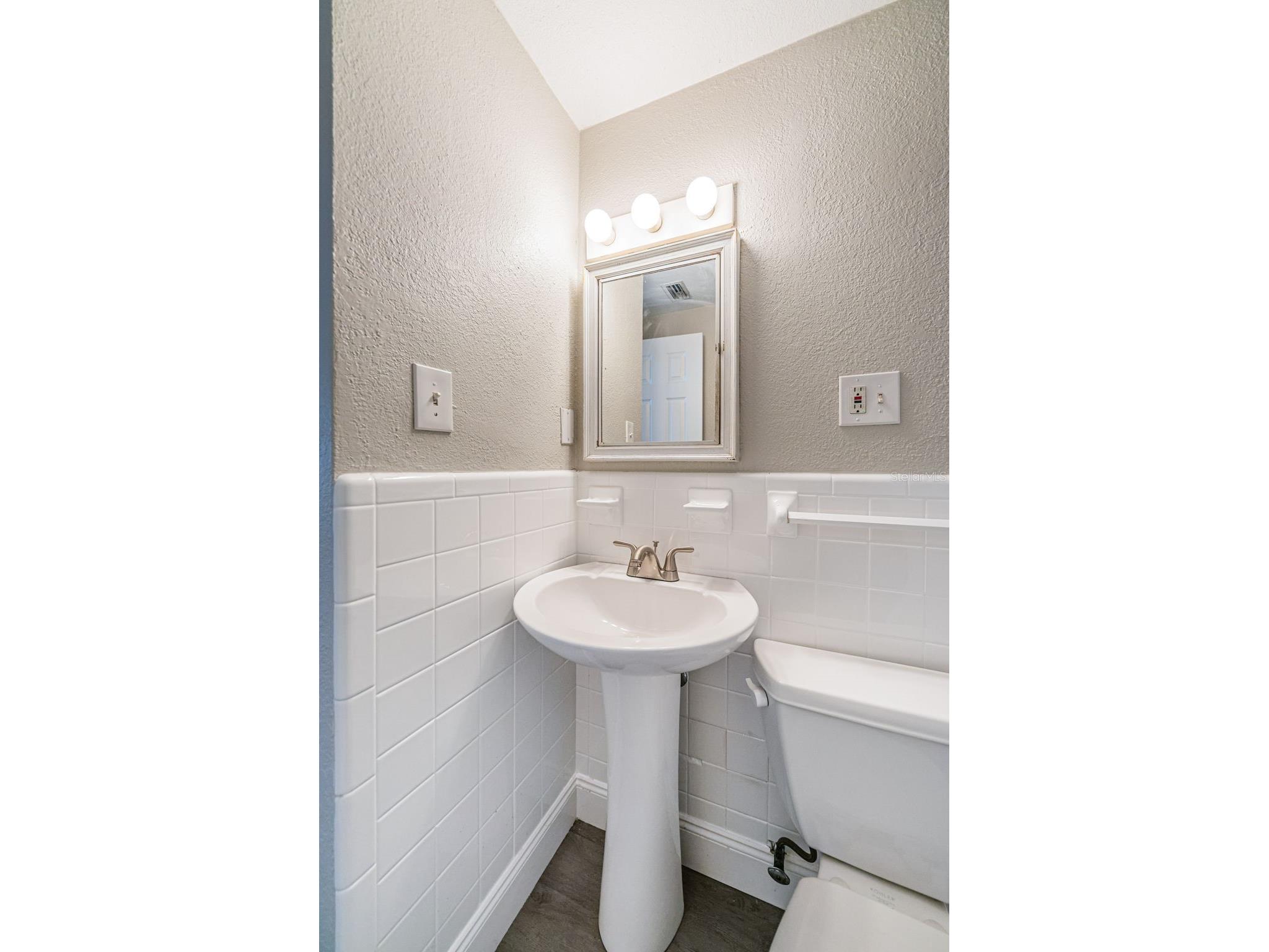 705 3rd Avenue NE #C Largo FL 33770 TB8507899 image28