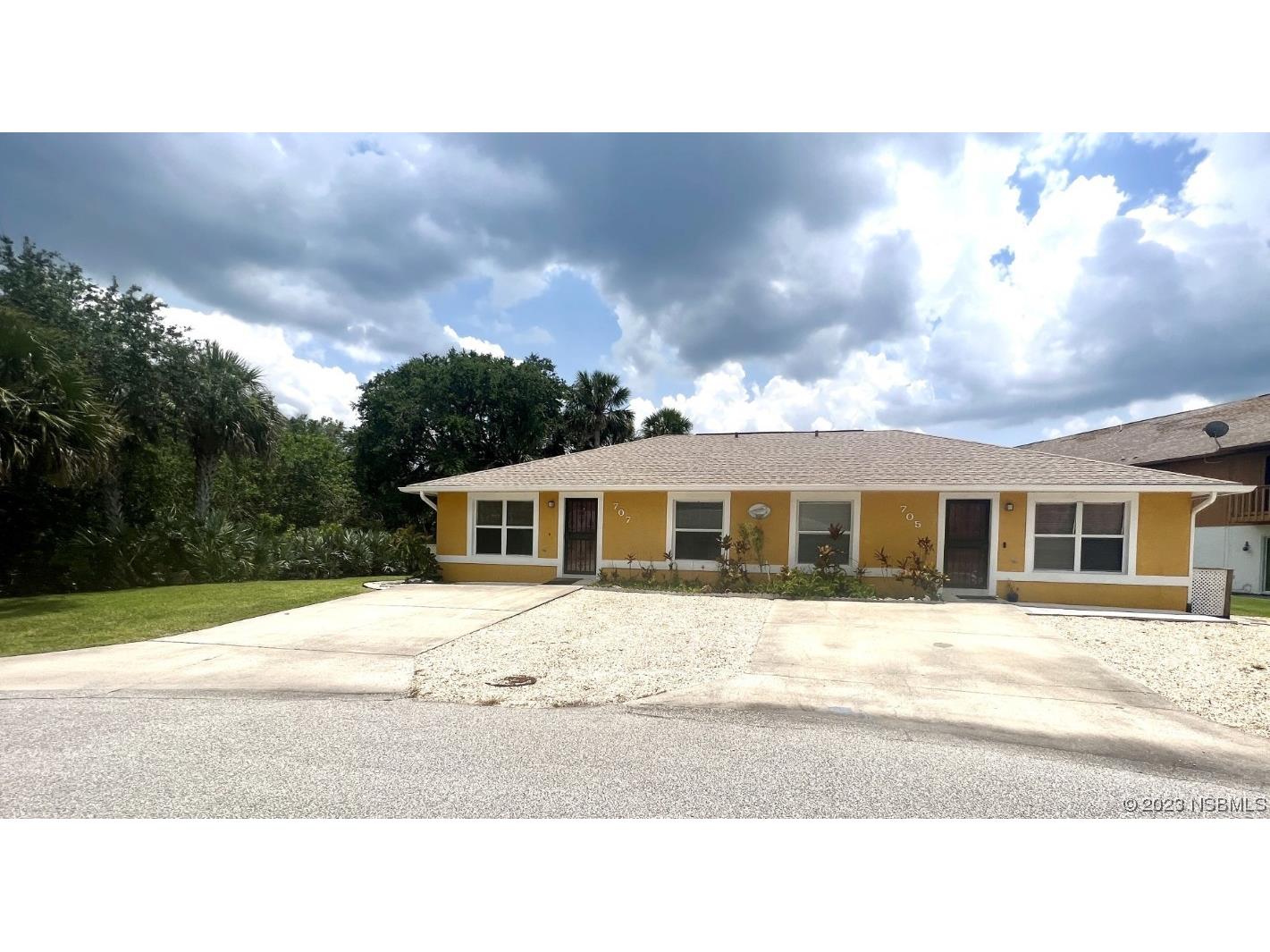 705 & 707 River Oaks Circle New Smyrna Beach FL 32169 NS1075008 image1