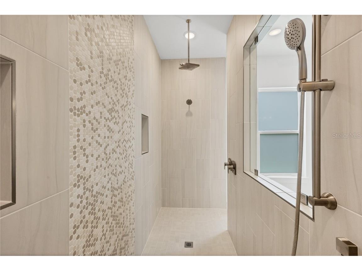 705 Anegada Lane Sarasota FL 34234 A4626035 image29