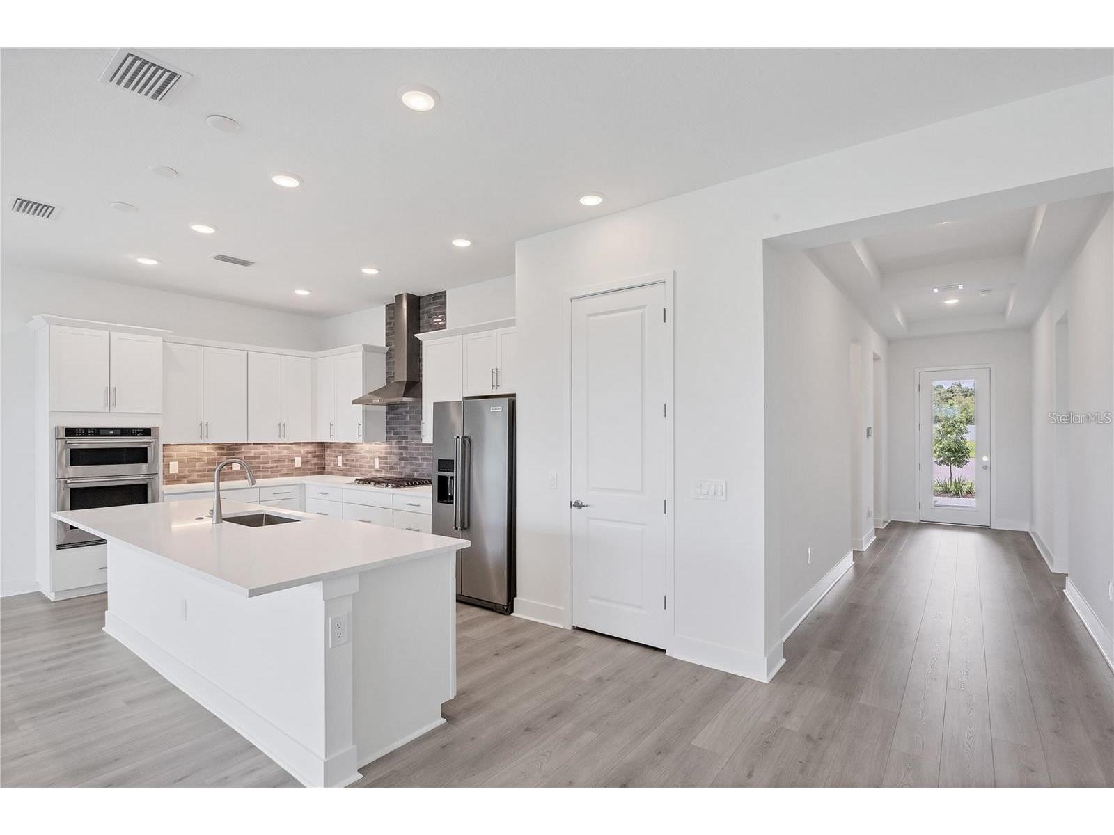 705 Anegada Lane Sarasota FL 34234 A4681357 image4