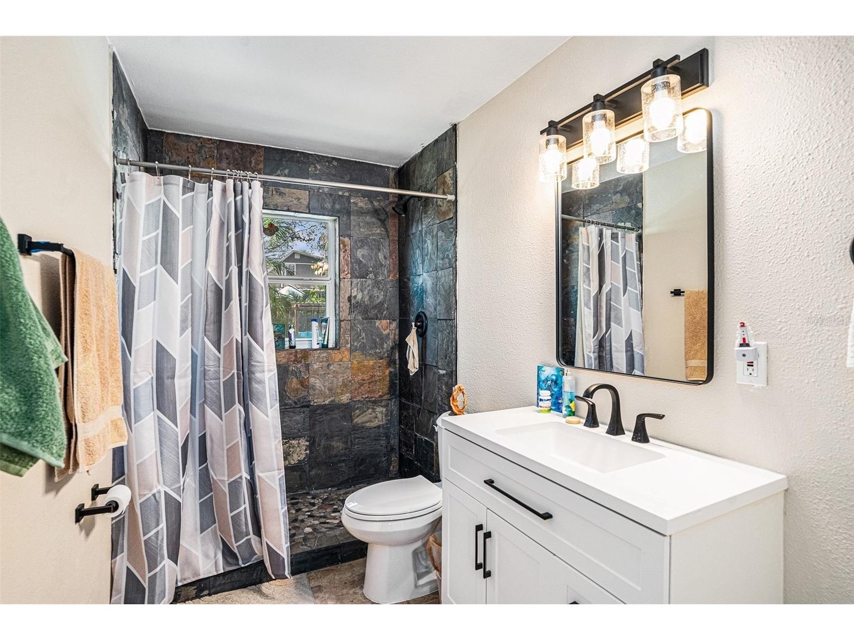 705 Bayshore Drive Tarpon Springs FL 34689 TB8456024 image15