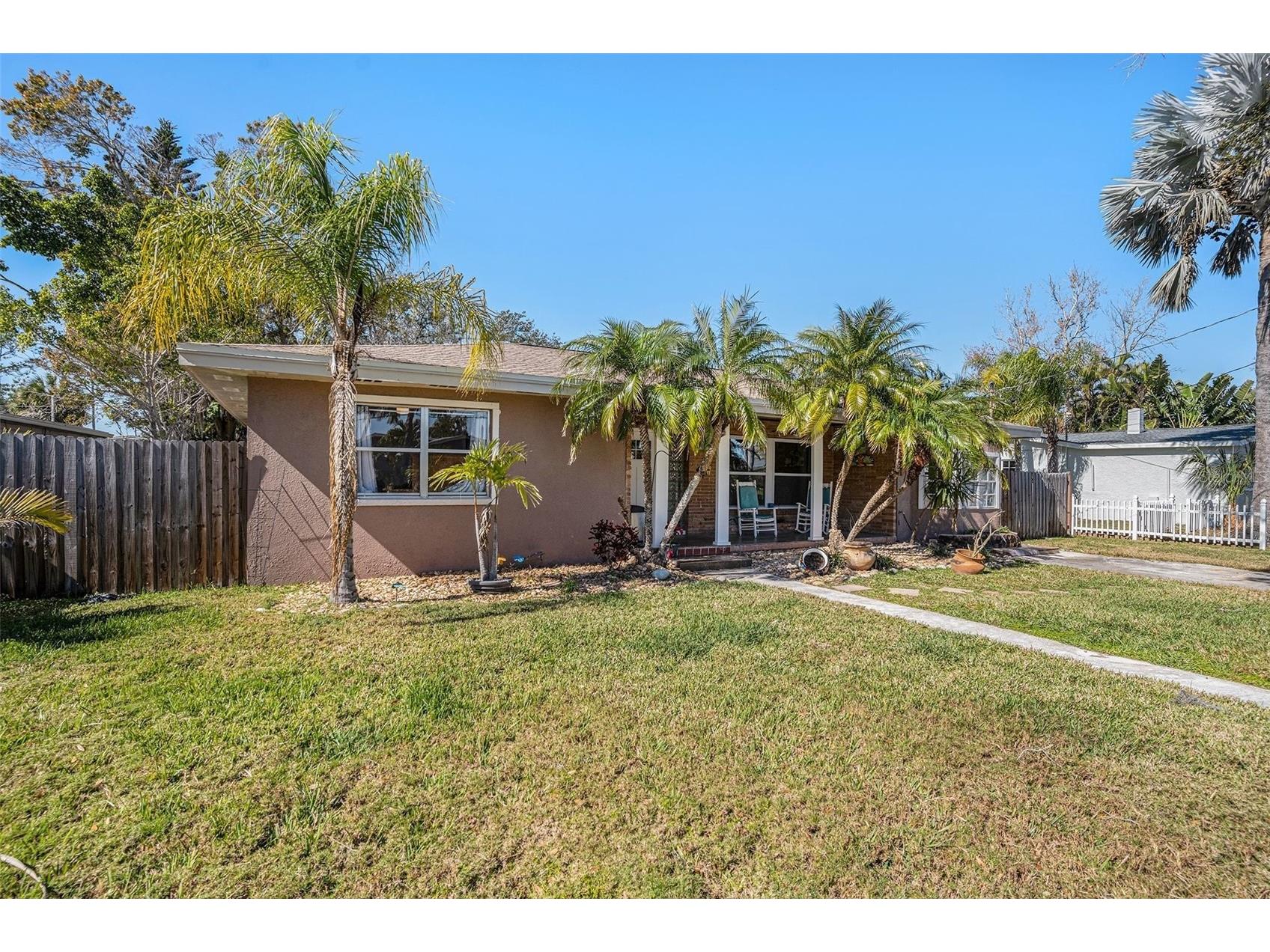 705 Bayshore Drive Tarpon Springs FL 34689 TB8456024 image6