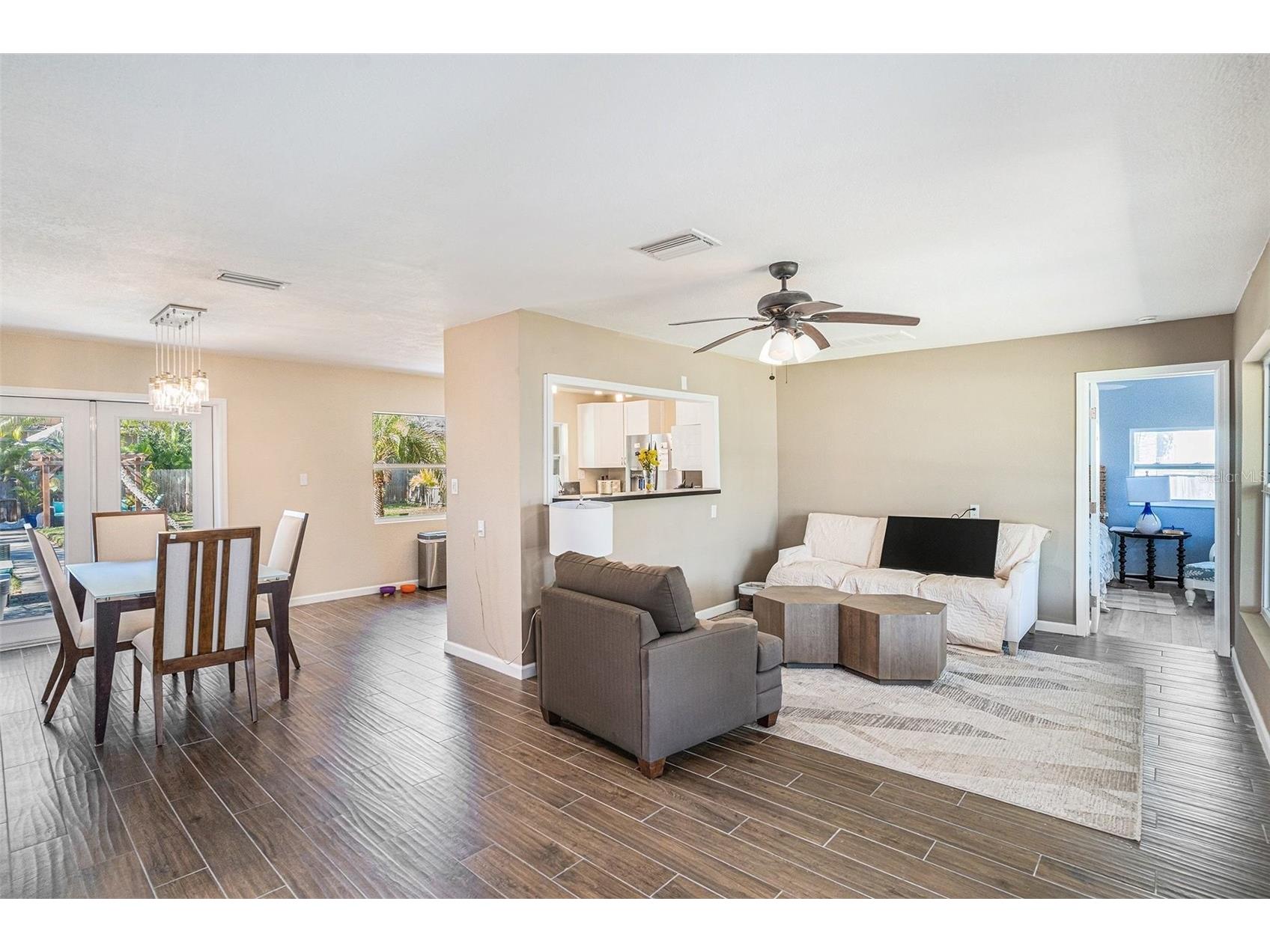 705 Bayshore Drive Tarpon Springs FL 34689 TB8456024 image8