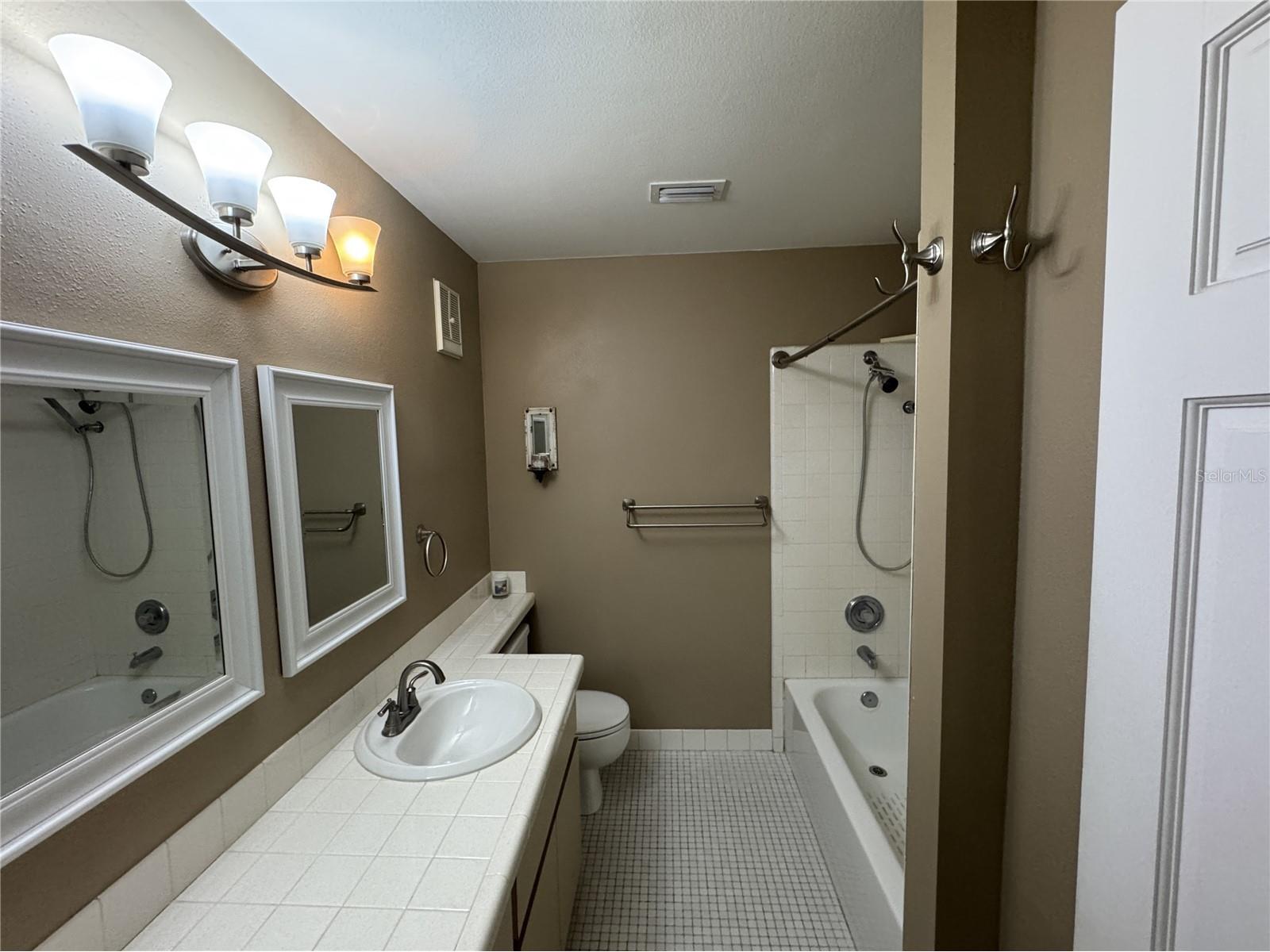 705 Bough Avenue Clearwater FL 33760 TB8516834 image17