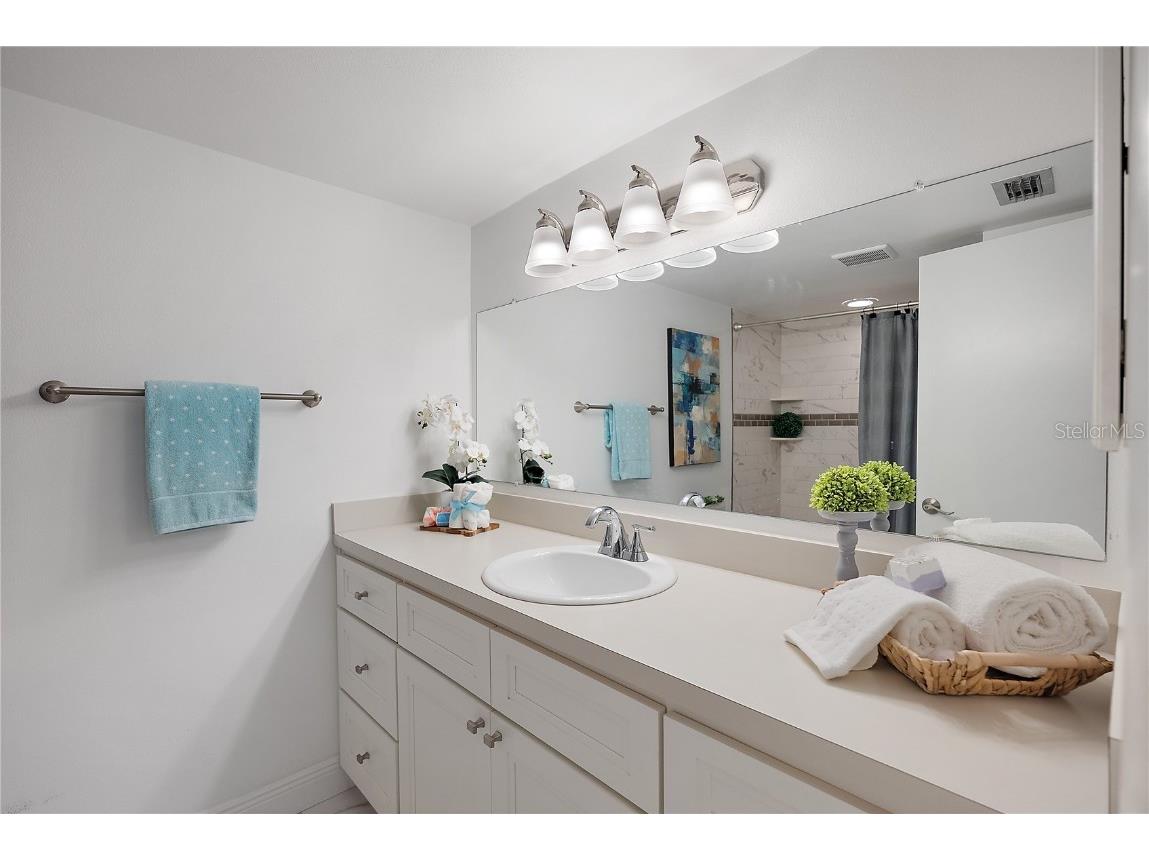 705 Cordova Green Seminole FL 33777 TB8435437 image15