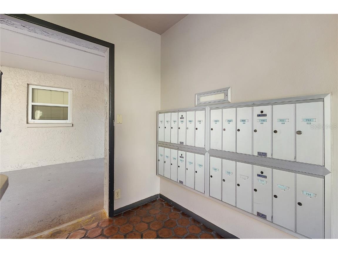 705 Cordova Green Seminole FL 33777 TB8435437 image30