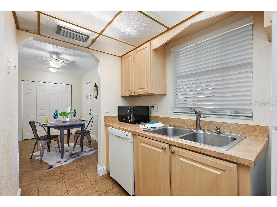 705 Cordova Green Seminole FL 33777 TB8435437 image9