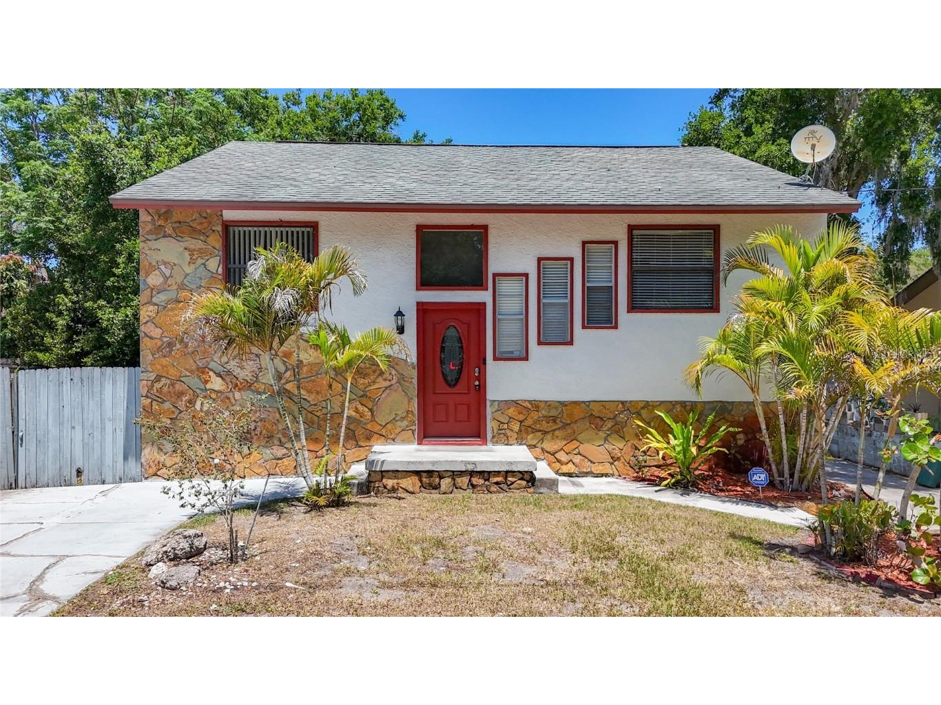 705 Cypress Street Tarpon Springs FL 34689 TB8381229 image1