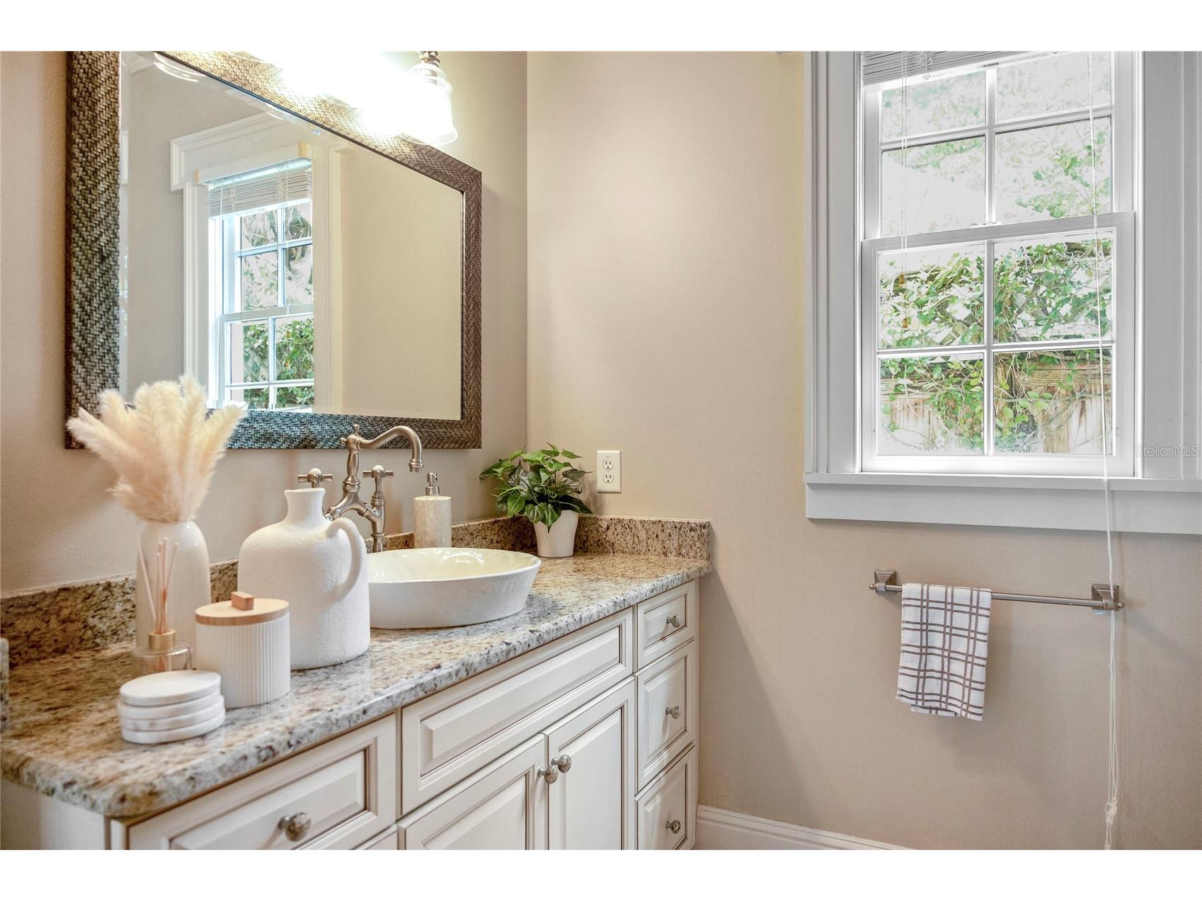 705 Delaney Avenue Orlando FL 32801 O6382619 image54