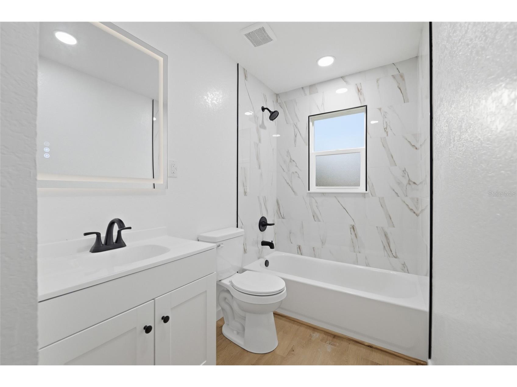 705 E 126th Avenue Tampa FL 33612 TB8513550 image18