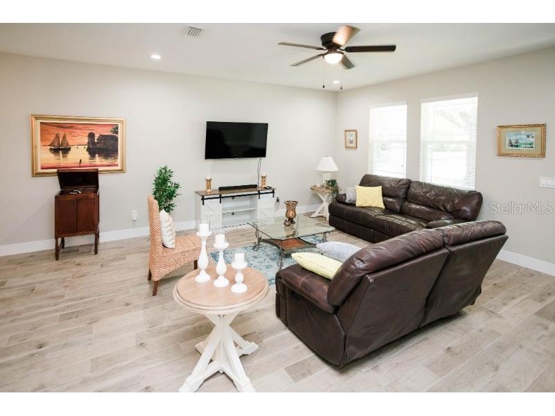 705 E Elm Street Tampa FL 33604 TB8512220 image4