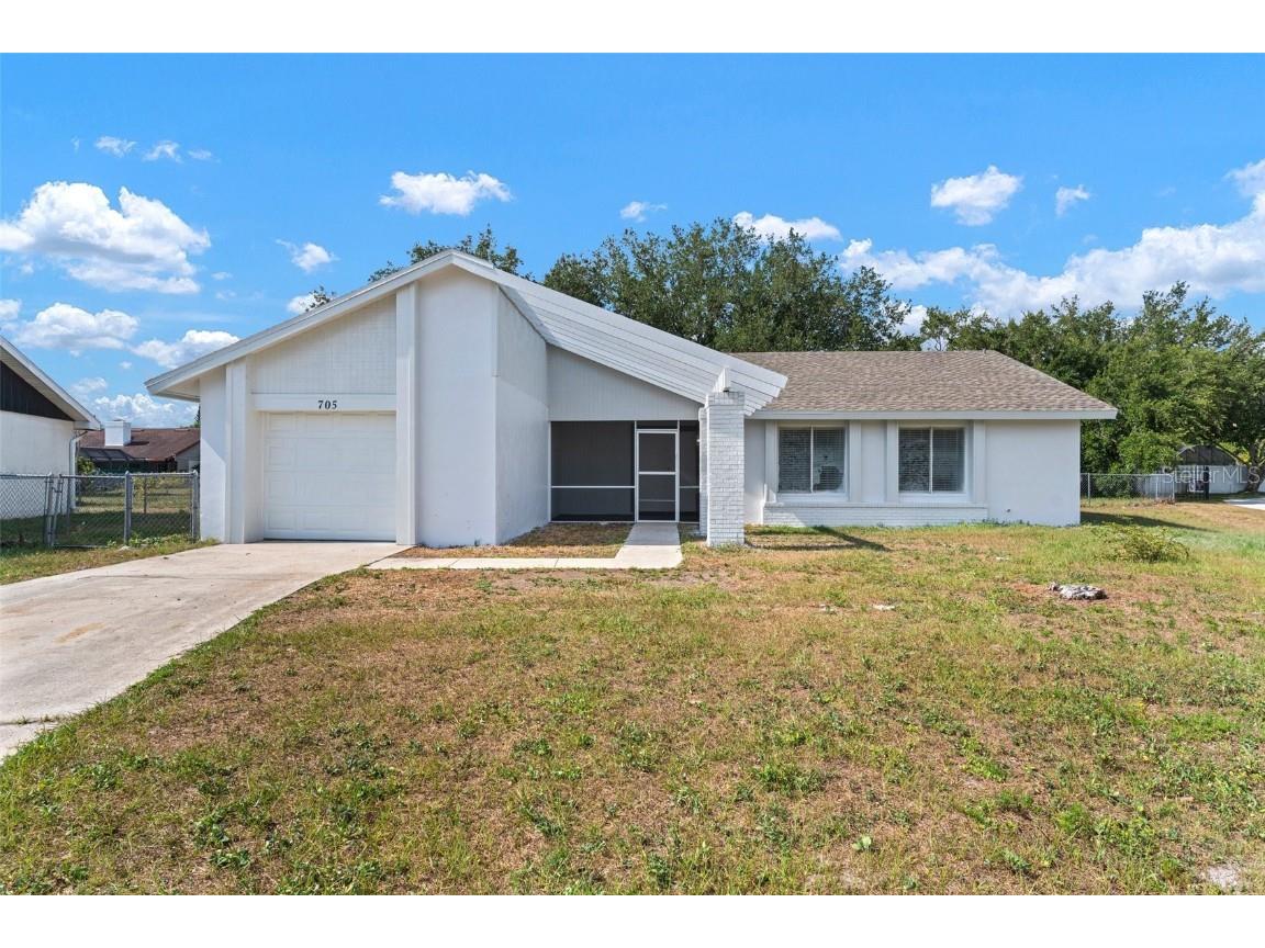 705 E Fore Poinciana FL 34759 O6216218 image1