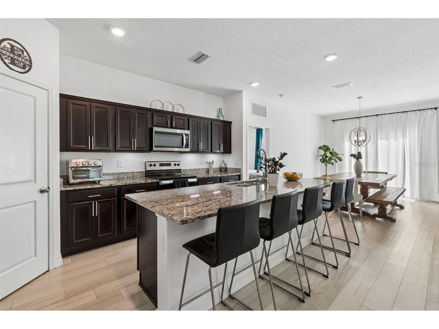 705 Garden Oaks Square Seffner FL 33584 TB8501872 image11