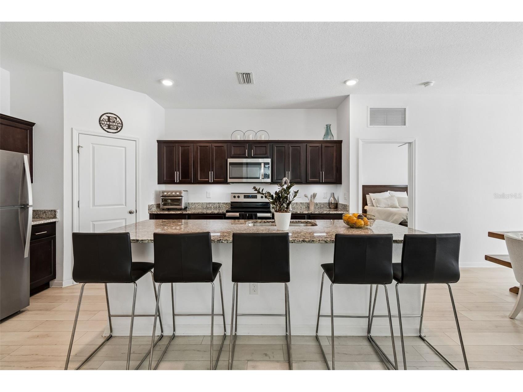 705 Garden Oaks Square Seffner FL 33584 TB8501872 image12