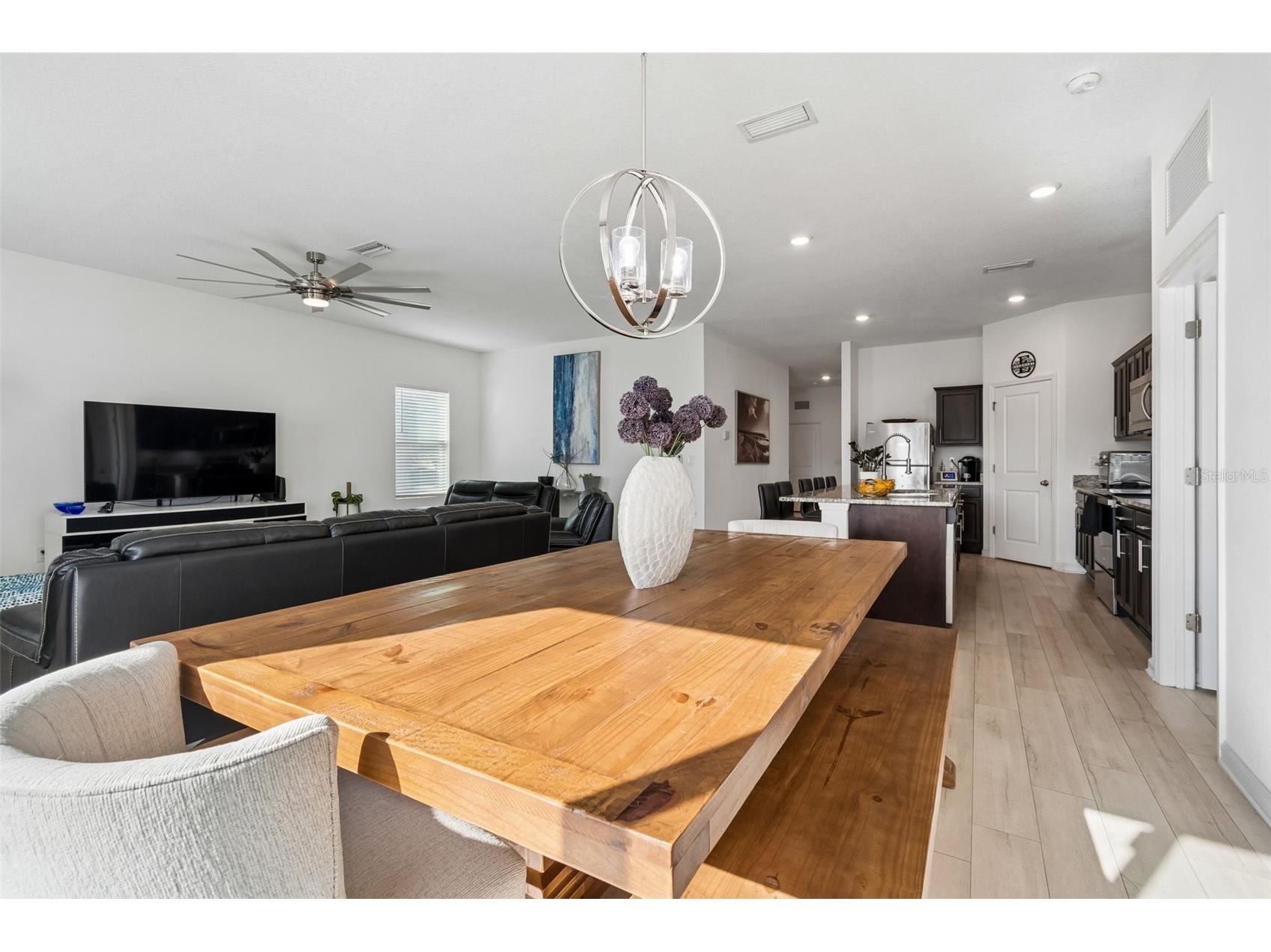 705 Garden Oaks Square Seffner FL 33584 TB8501872 image21