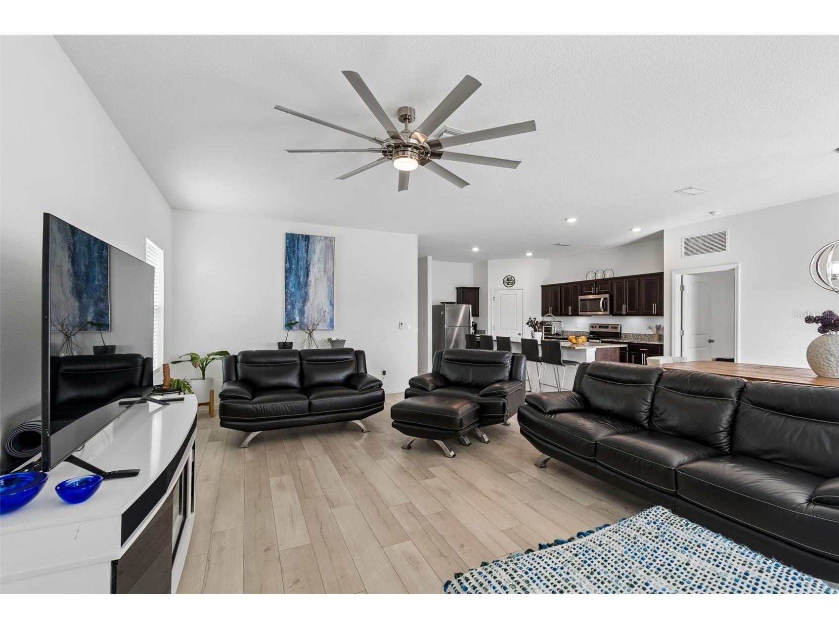 705 Garden Oaks Square Seffner FL 33584 TB8501872 image29