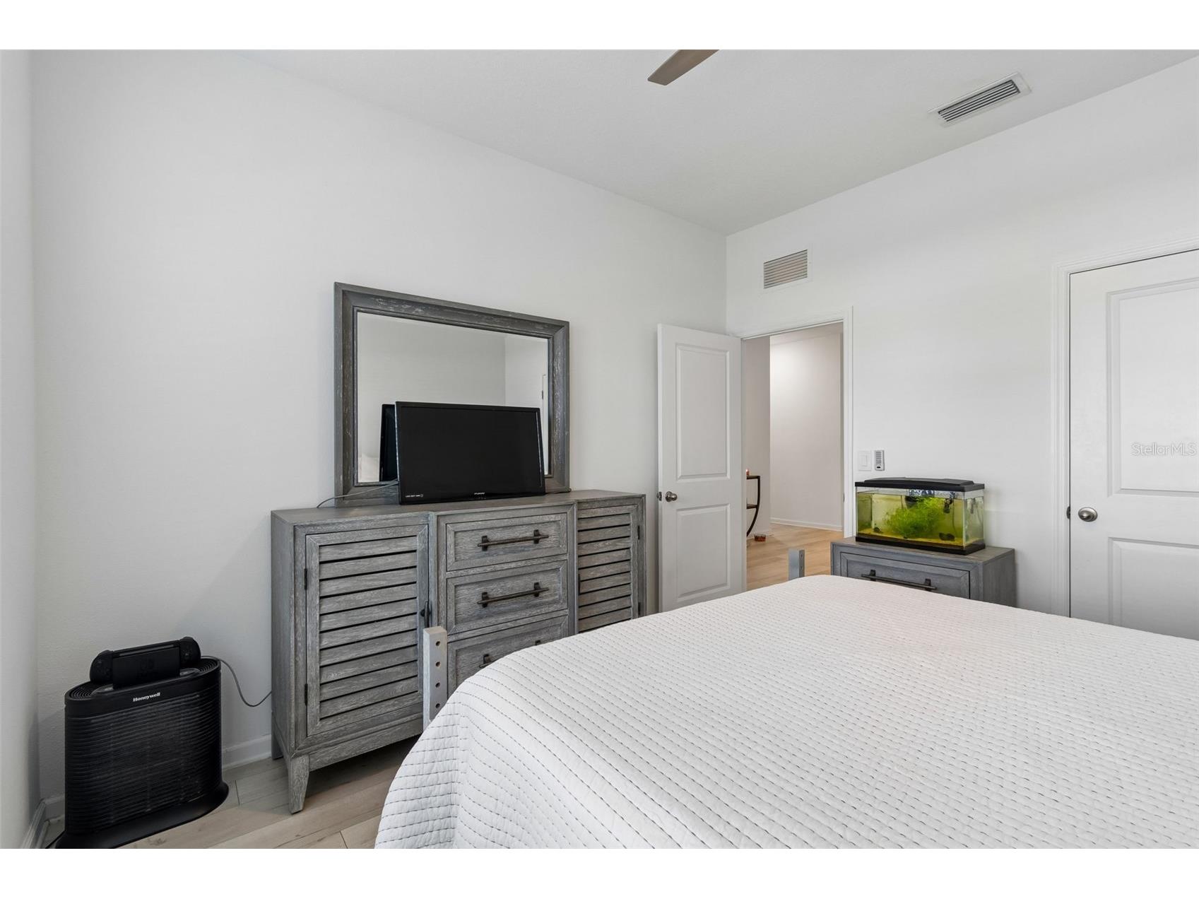 705 Garden Oaks Square Seffner FL 33584 TB8501872 image49