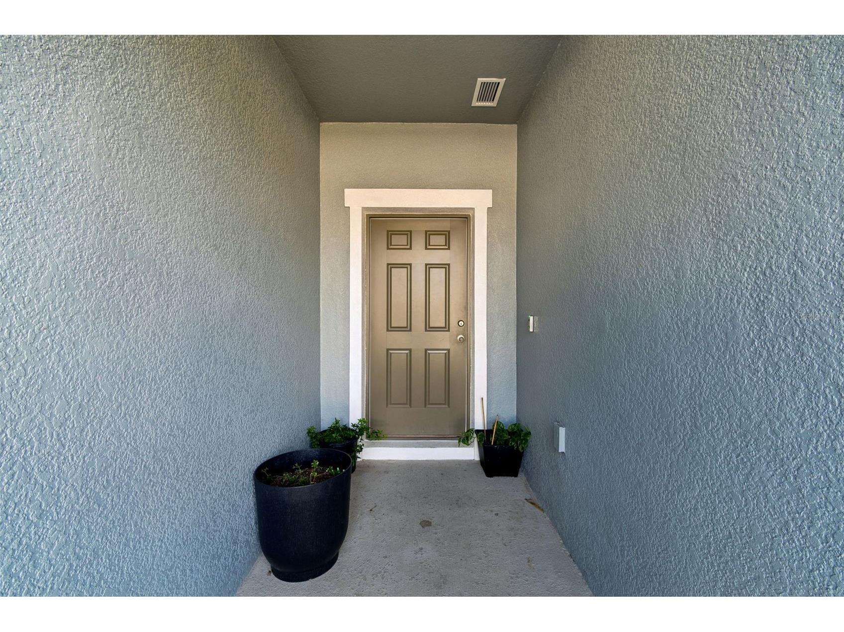 705 Garden Oaks Square Seffner FL 33584 TB8501872 image5