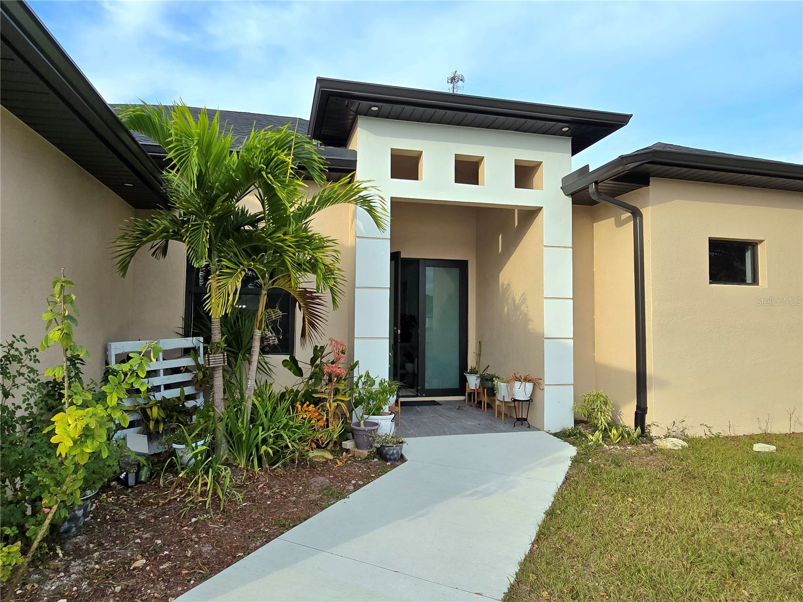 705 Harding Lane Lehigh Acres FL 33936 C7521903 image2