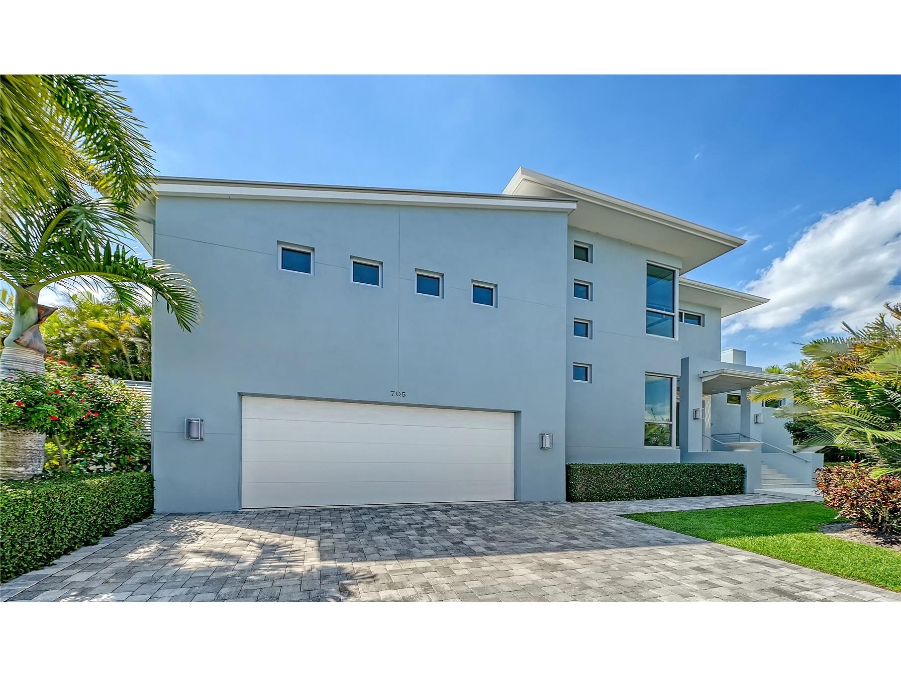 705 Jungle Queen Way Longboat Key FL 34228 A4696488 image3