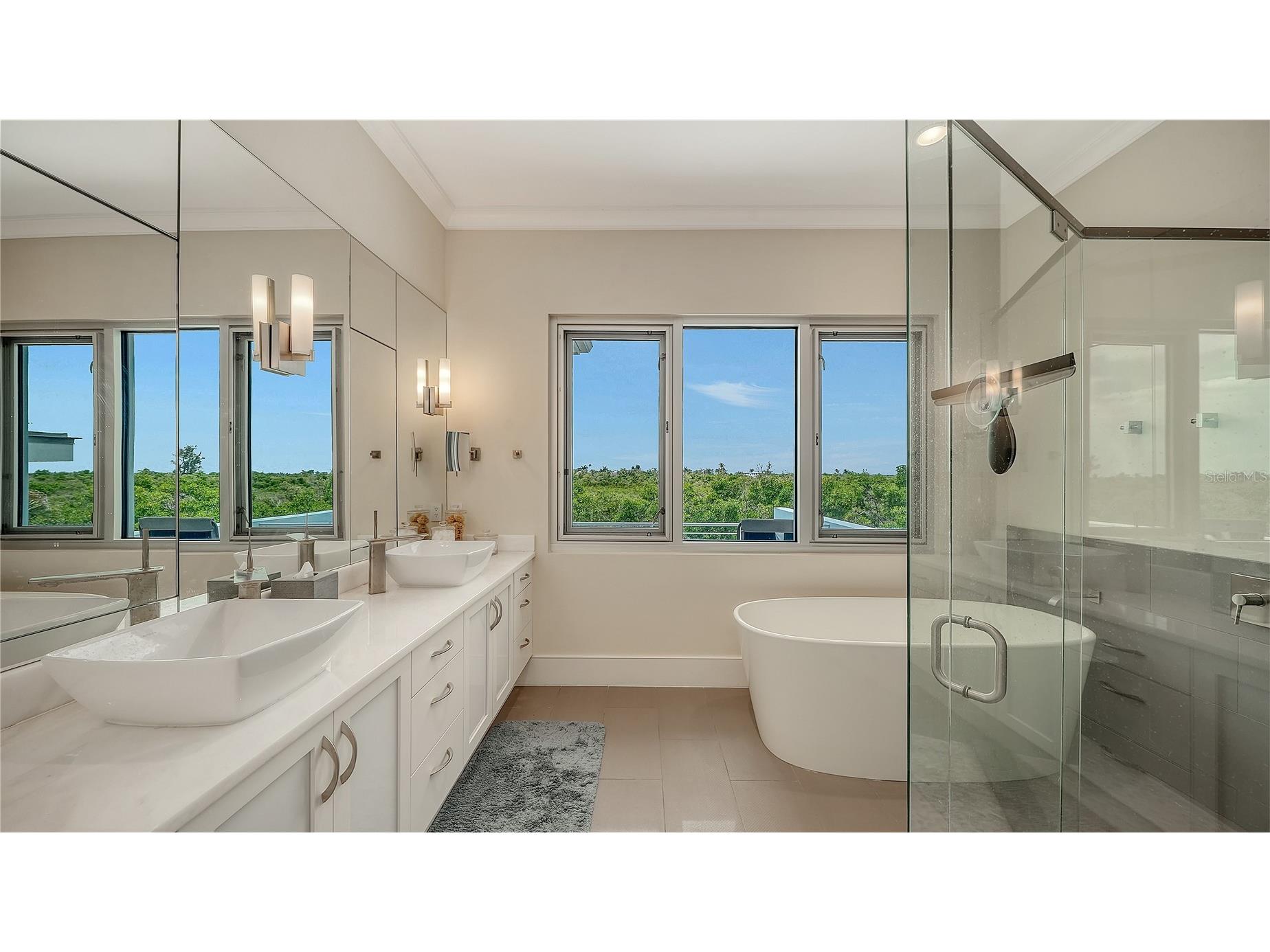 705 Jungle Queen Way Longboat Key FL 34228 A4696488 image39