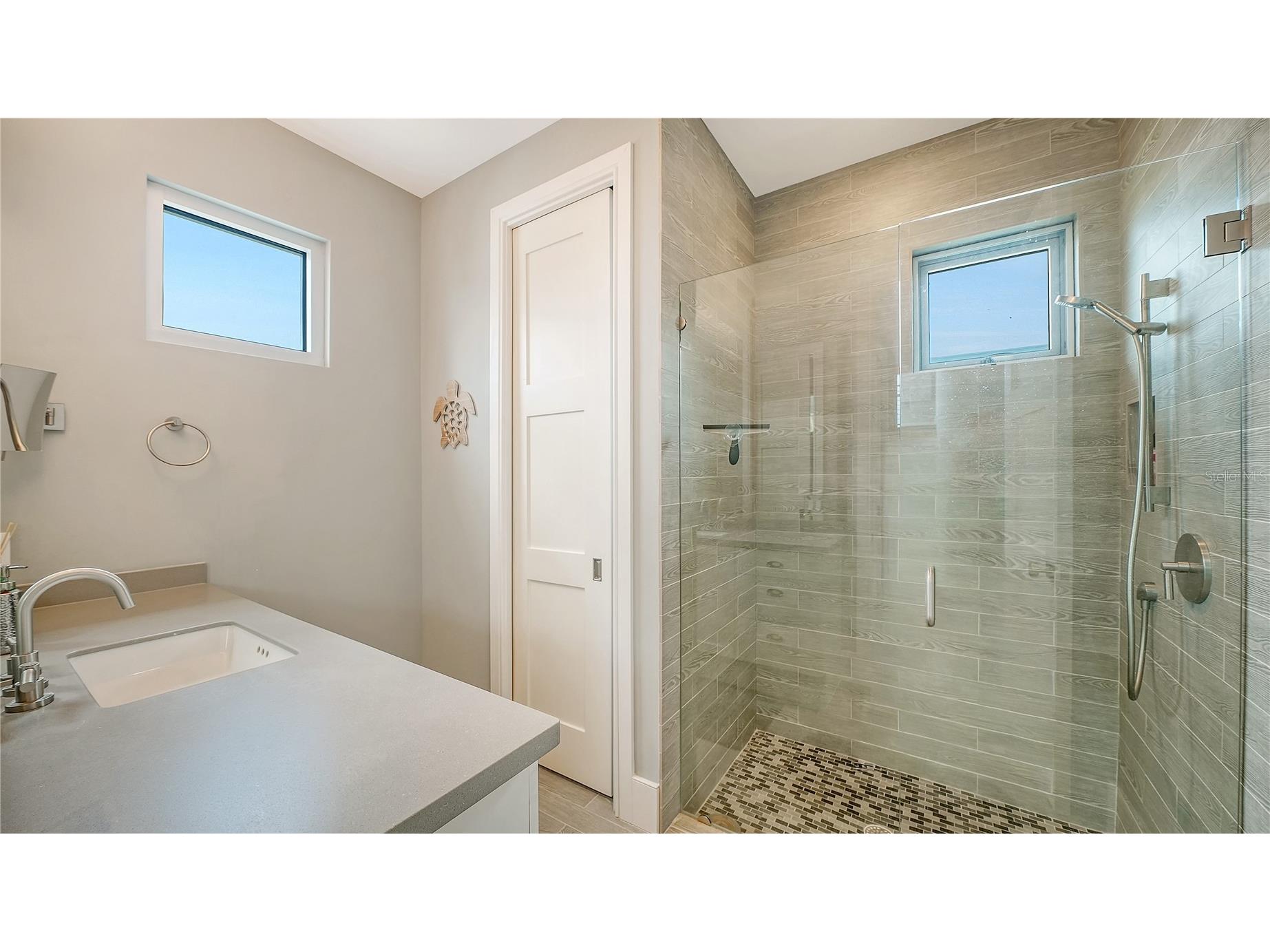705 Jungle Queen Way Longboat Key FL 34228 A4696488 image42