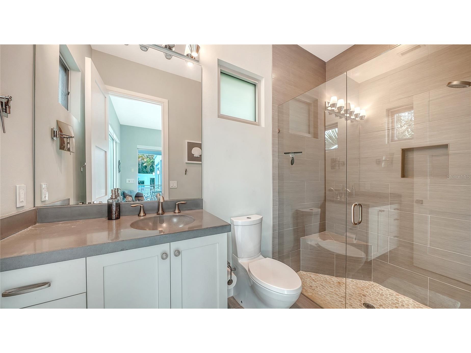 705 Jungle Queen Way Longboat Key FL 34228 A4696488 image49
