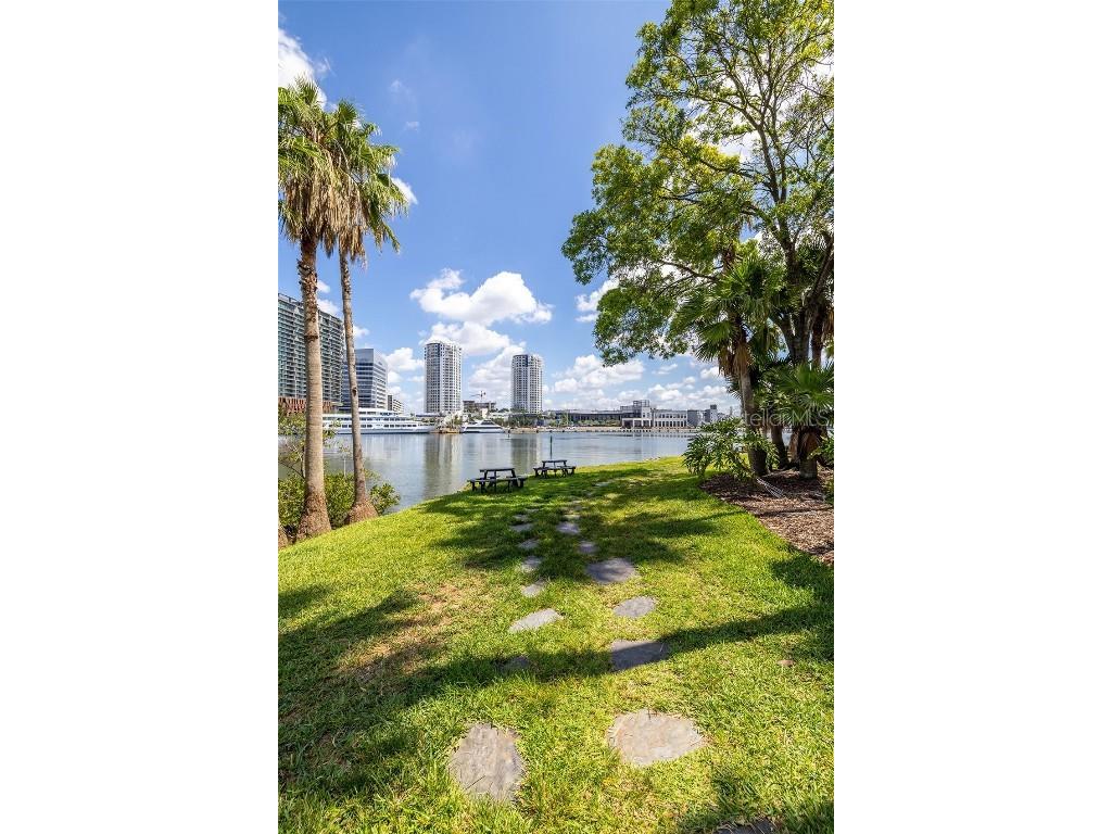 705 Mainsail Drive #705 Tampa FL 33602 TB8405496 image33