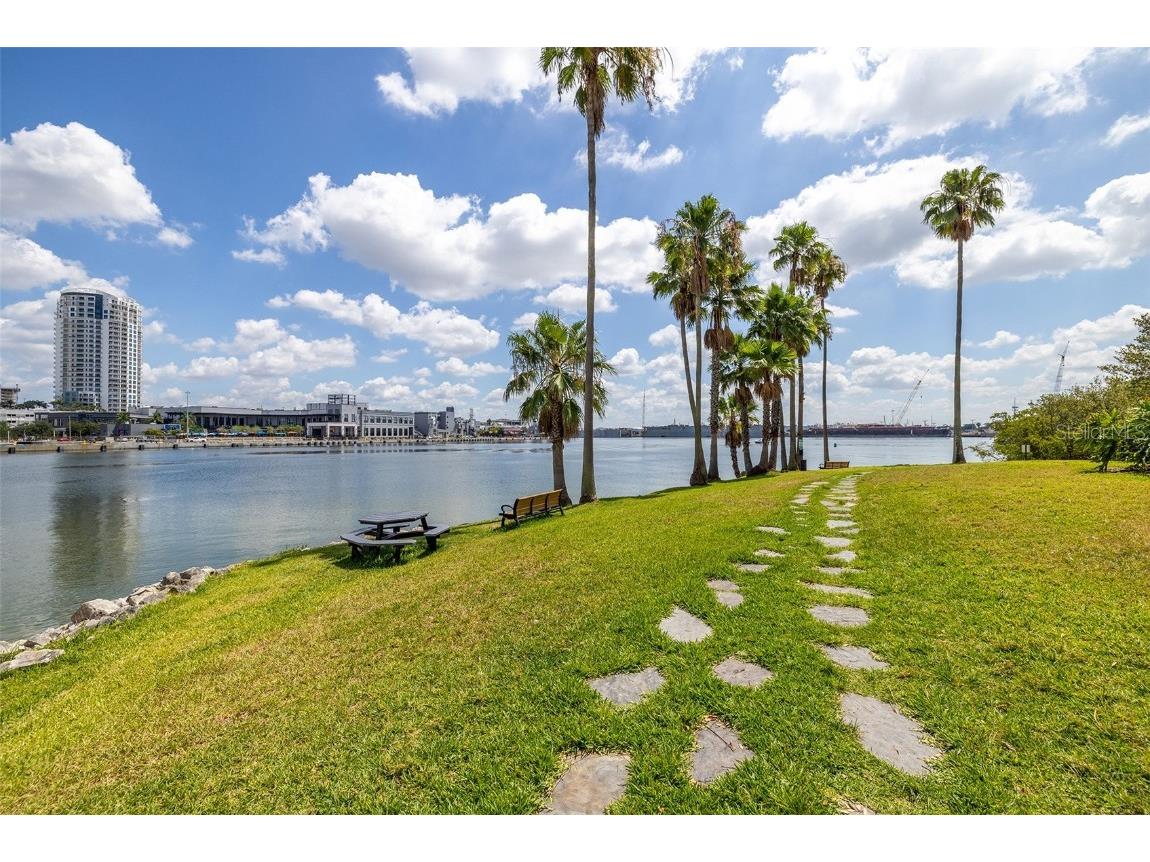 705 Mainsail Drive #705 Tampa FL 33602 TB8405496 image36