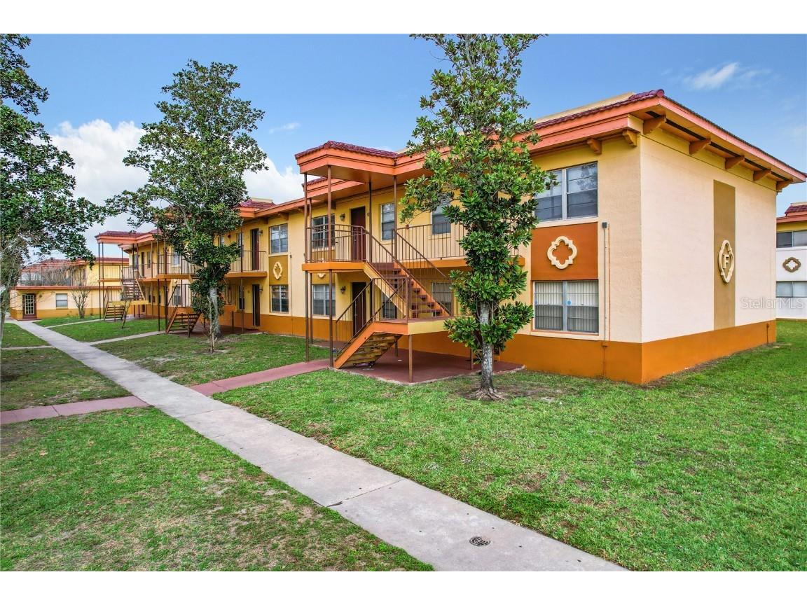 705 Mcdougall Court #705 Orlando FL 32809 O6186354 image1