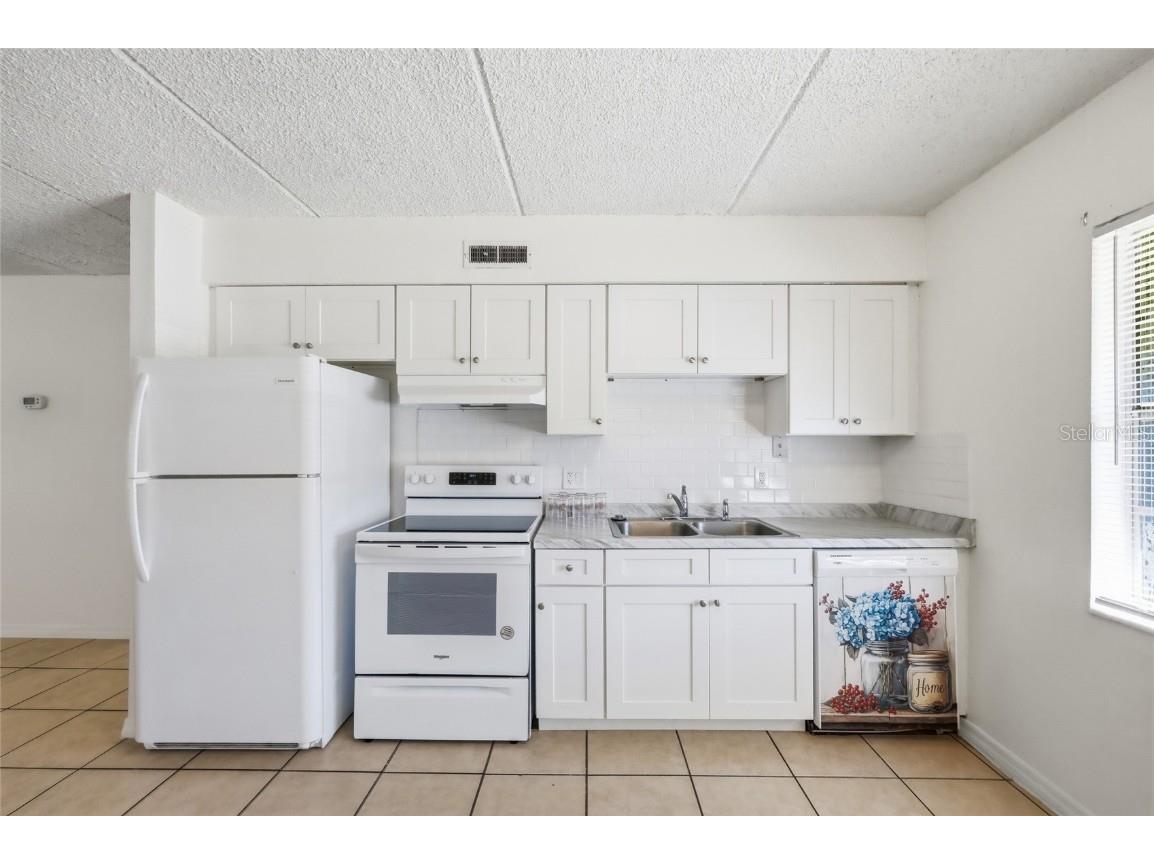 705 Michigan Court #1-4 Saint Cloud FL 34769 O6361320 image13