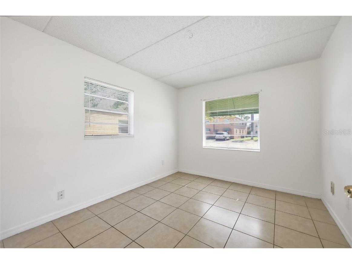 705 Michigan Court #1-4 Saint Cloud FL 34769 O6361320 image17