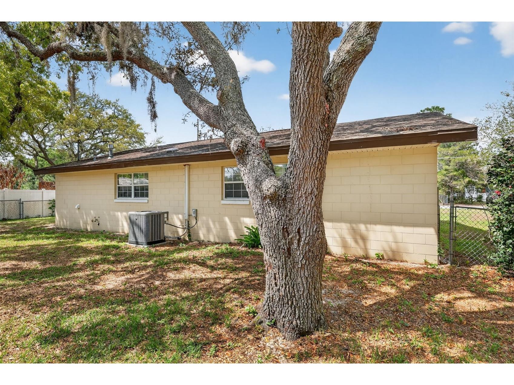 705 Mike Avenue Fruitland Park FL 34731 G5101834 image21