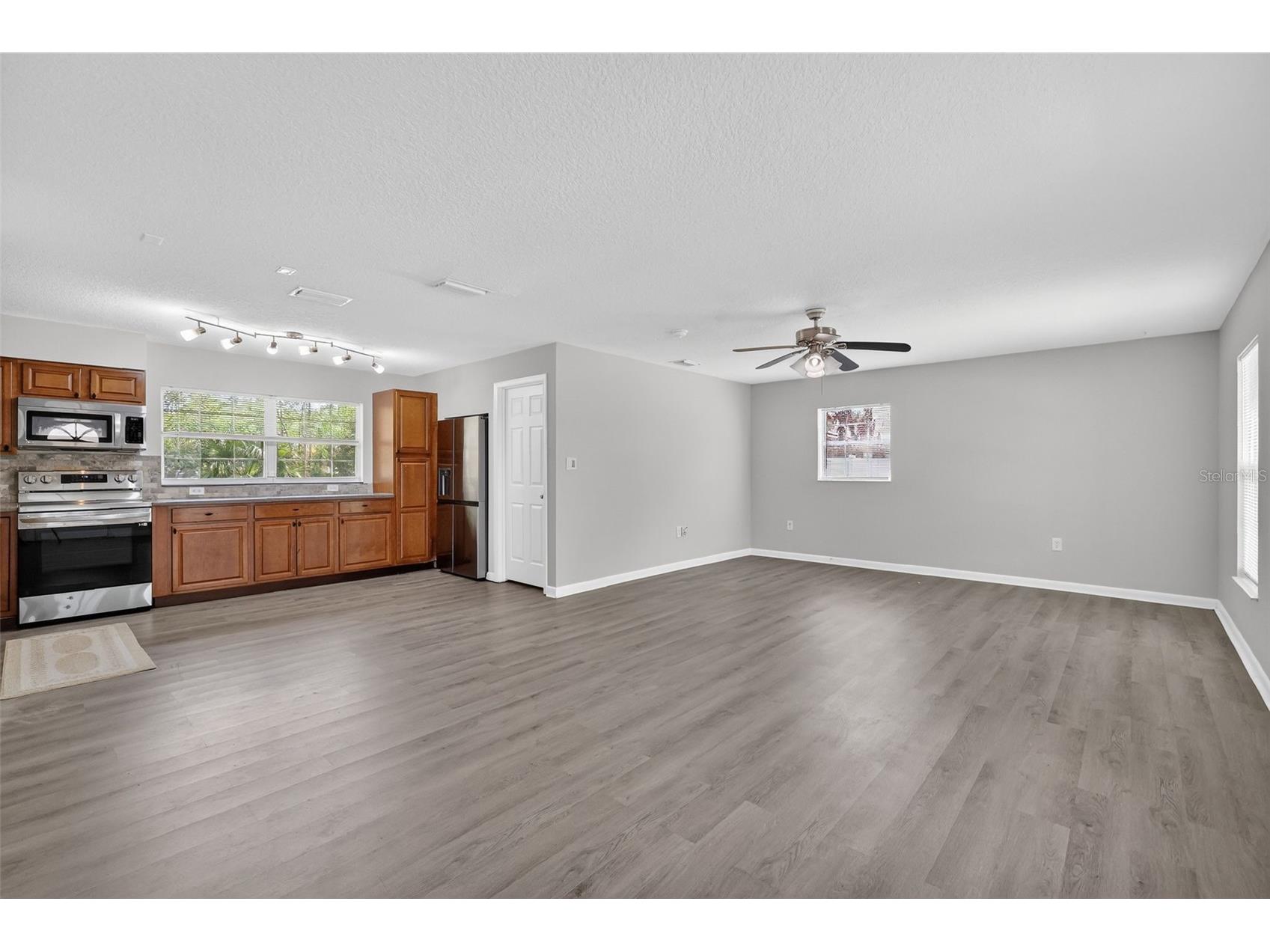 705 Mike Avenue Fruitland Park FL 34731 G5101834 image3