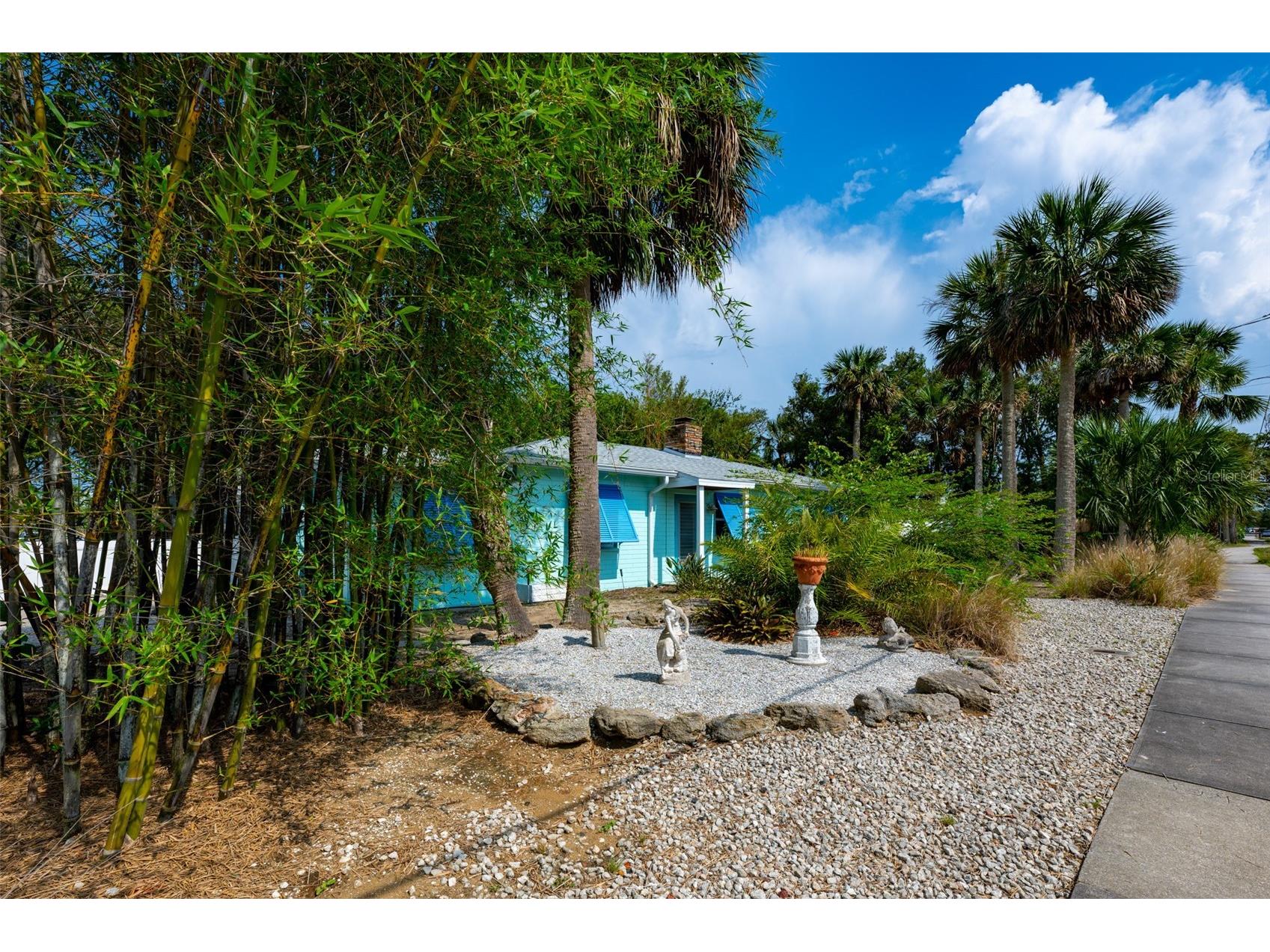 705 N Peninsula Avenue New Smyrna Beach FL 32169 NS1088386 image1